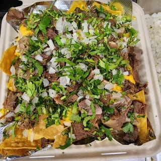 Lengua Nachos
